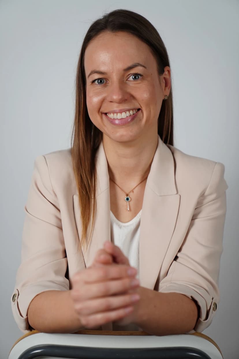 Kate Koroleva - Inversión en transformación profesional