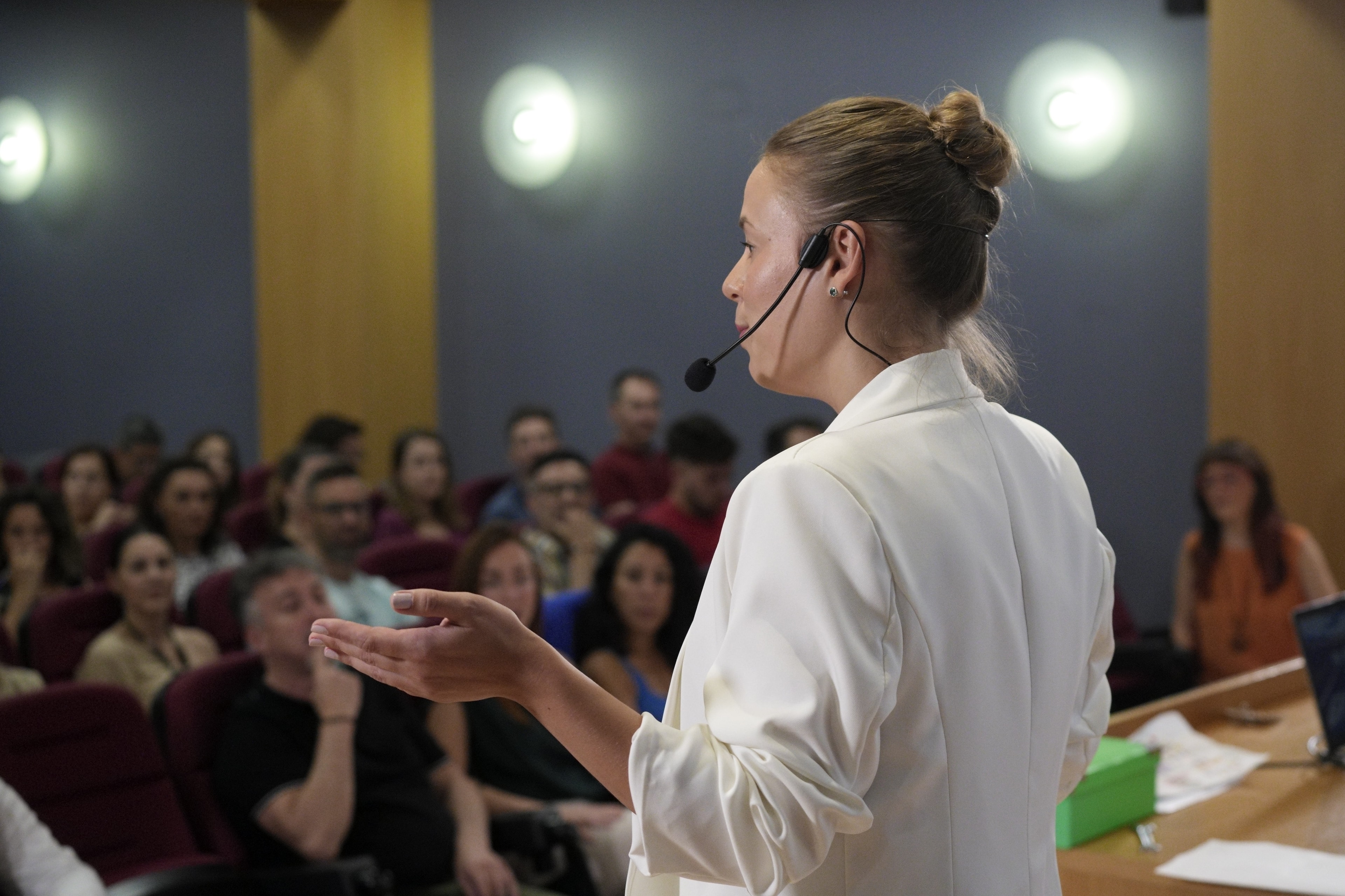 Kate Koroleva - Master en PNL y Creadora de NIRMATA